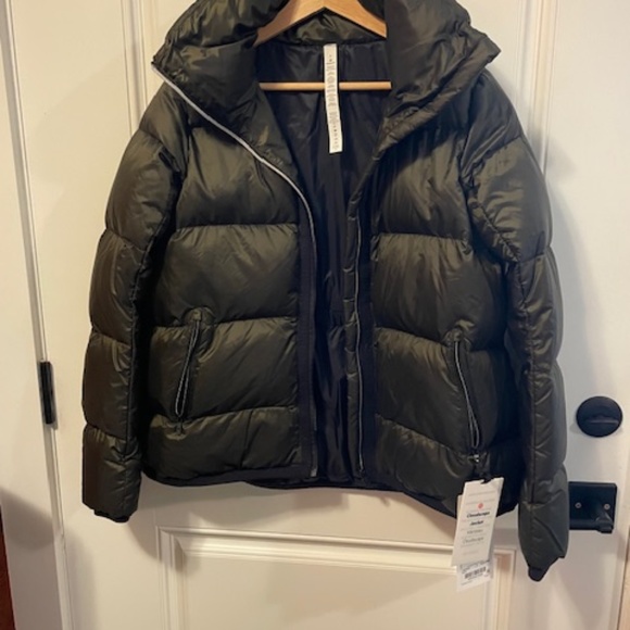 LULU CLOUDSCAPE JACKET, BNWT - Picture 1 of 5